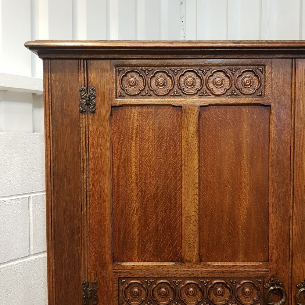 ANTIQUE CARVED OAK DOUBLE WARDROBE C1920 View III