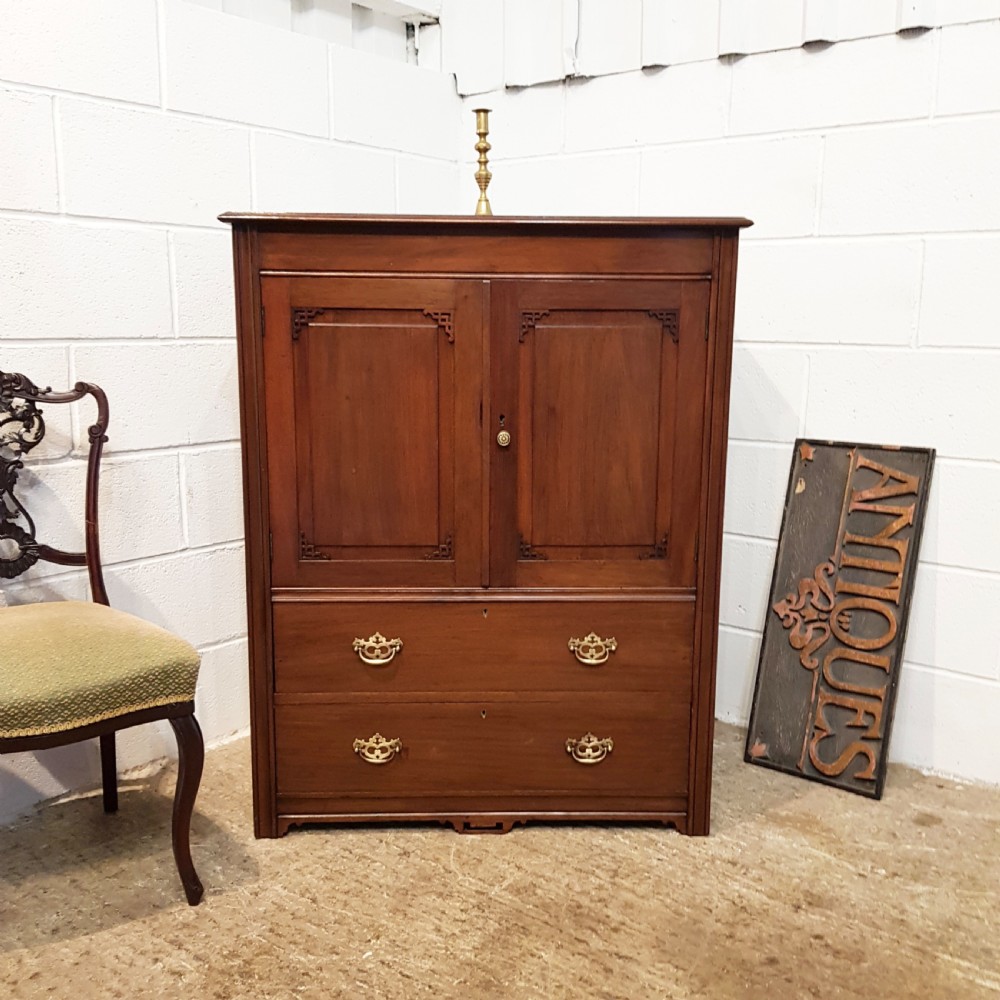 ANTIQUE VICTORIAN MAHOGANY GENTS LOW CLOTHES PRESS C1880
