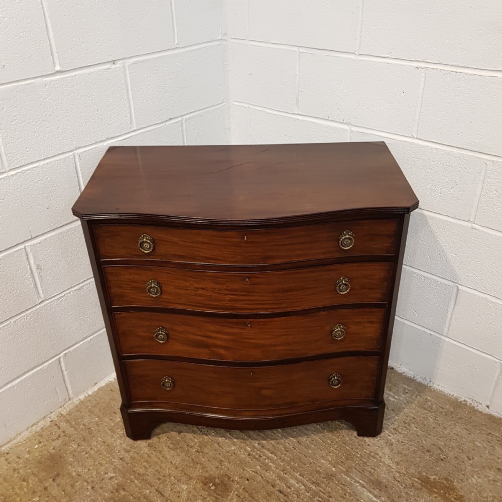 ANTIQUE EDWARDIAN MAHOGANY SERPENTINE FRONT CHEST OF DRAWERS C1900 View II