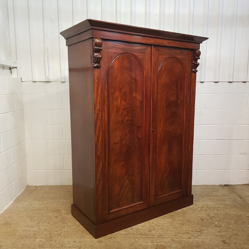 ANTIQUE WILLIAM 1V MAHOGANY DOUBLE WARDROBE C1830 View IV