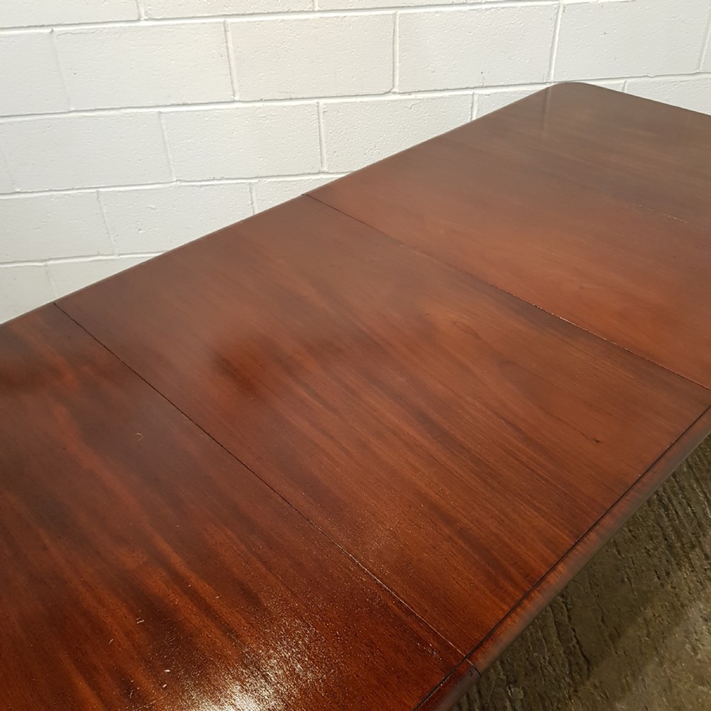 ANTIQUE VICTORIAN. MAHOGANY EXTENDING DINING TABLE SEATS 8-10 c1890 View III