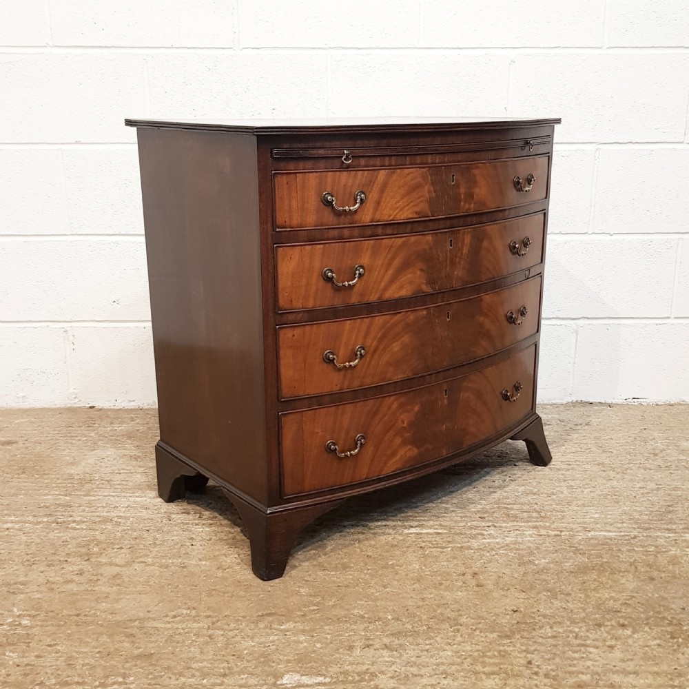 ANTIQUE SMALL BOW FRONT MAHOGANY BACHELORS CHEST OF DRAWERS C1920 View IV