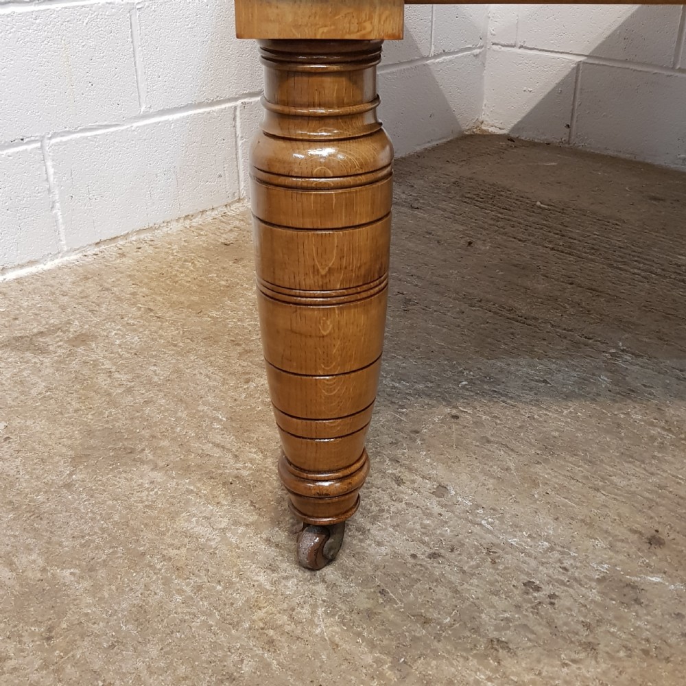 ANTIQUE VICTORIAN LIGHT OAK EXTENDING DINING TABLE SEATS 12 - 14 c1880 View V