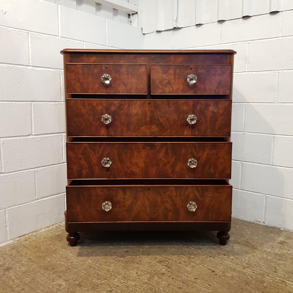 ANTIQUE VICTORIAN MAHOGANY CHEST OF DRAWERS C1880 View III