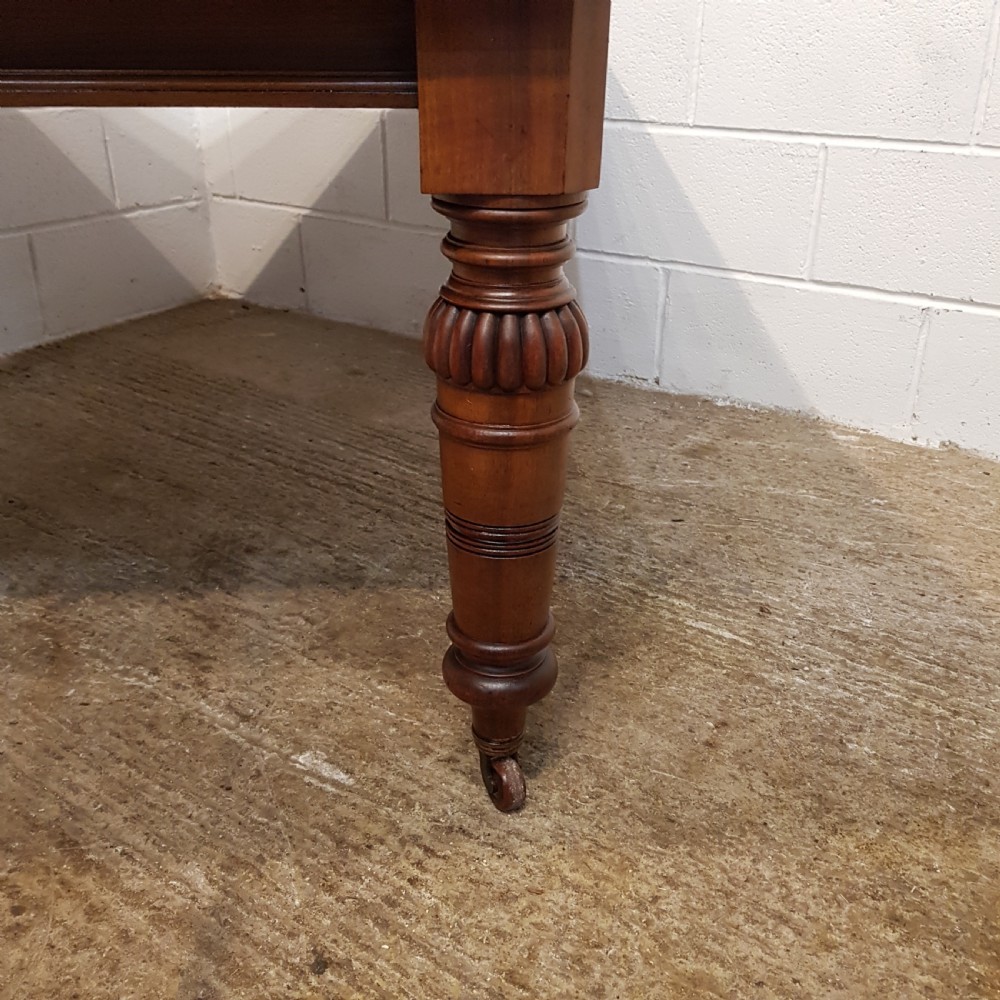 ANTIQUE VICTORIAN WALNUT EXTENDING DINING TABLE C1880 View III