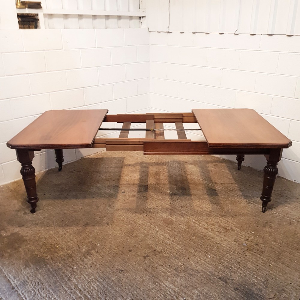 ANTIQUE VICTORIAN WALNUT EXTENDING DINING TABLE C1880 View V