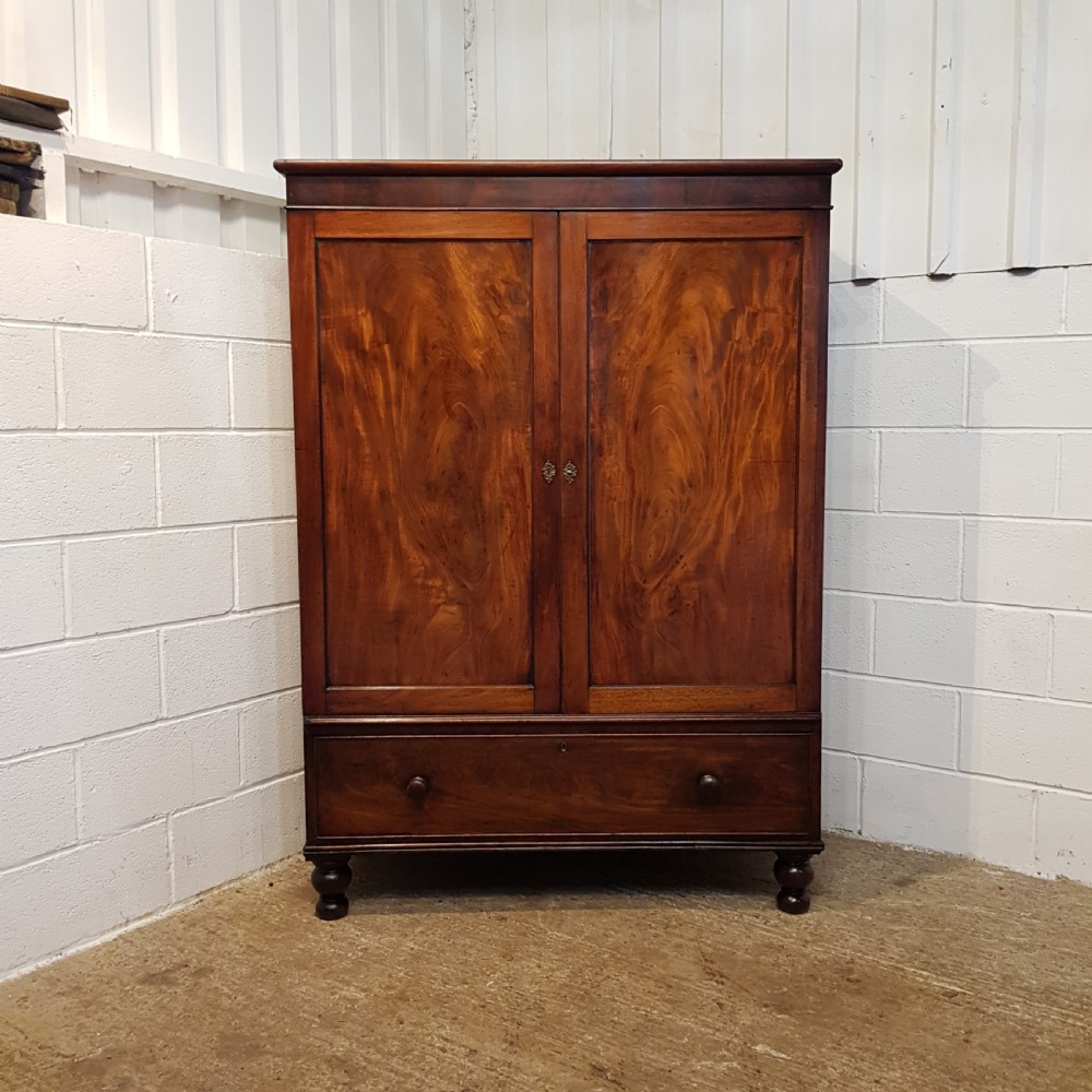 ANTIQUE EARLY VICTORIAN MAHOGANY DWARF DOUBLE WARDROBE C1840 View V