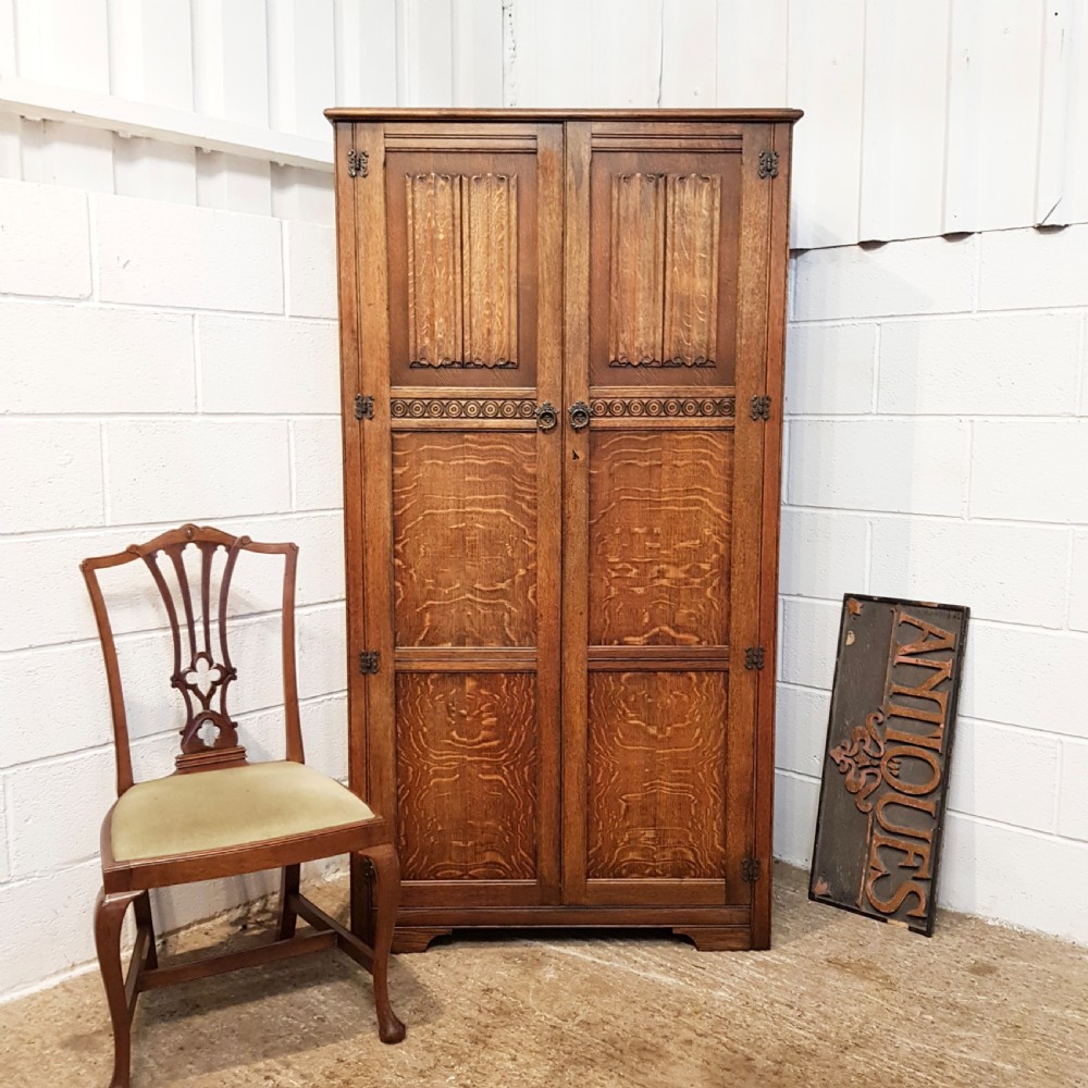 ANTIQUE SMALL LINEN FOLD OAK DOUBLE WARDROBE C1920