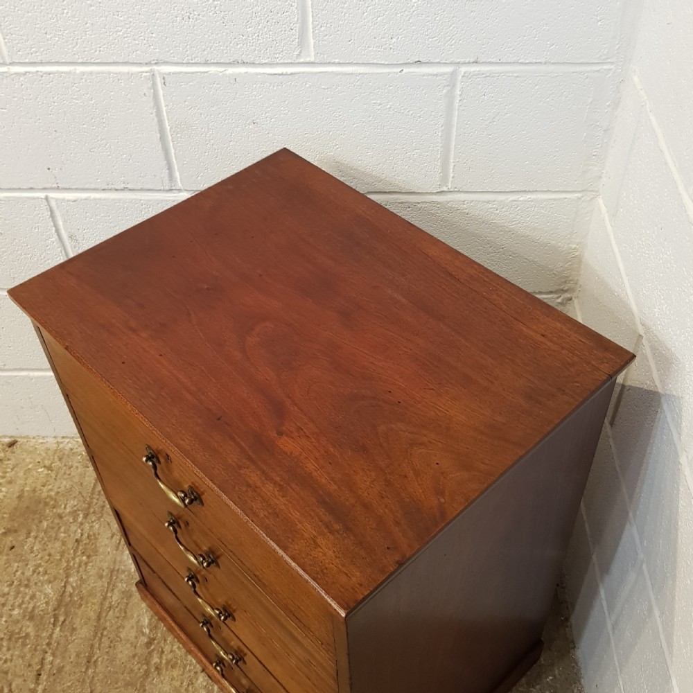 ANTIQUE LATE VICTORIAN MAHOGANY SMALL CHEST OF DRAWERS C1890 View IV