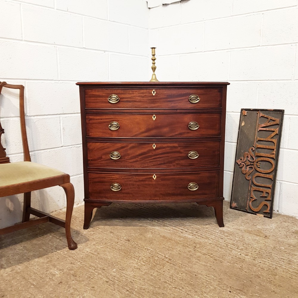 ANTIQUE REGENCY SMALL MAHOGANY BOW FRONT  CHEST IF DRAWERS C1820