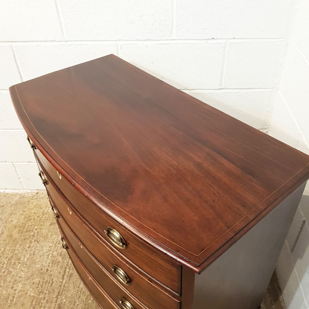 ANTIQUE REGENCY SMALL MAHOGANY BOW FRONT  CHEST IF DRAWERS C1820 View IV