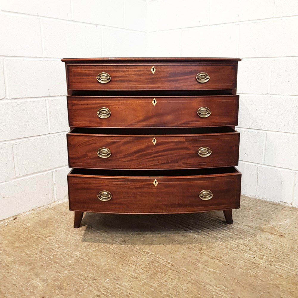 ANTIQUE REGENCY SMALL MAHOGANY BOW FRONT  CHEST IF DRAWERS C1820 View VII