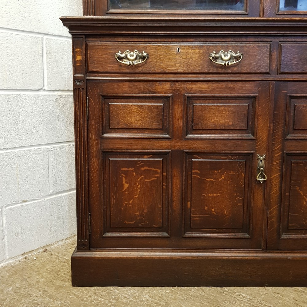 ANTIQUE LATE VICTORIAN OAK LIBRARY BOOKCASE C1890 View II