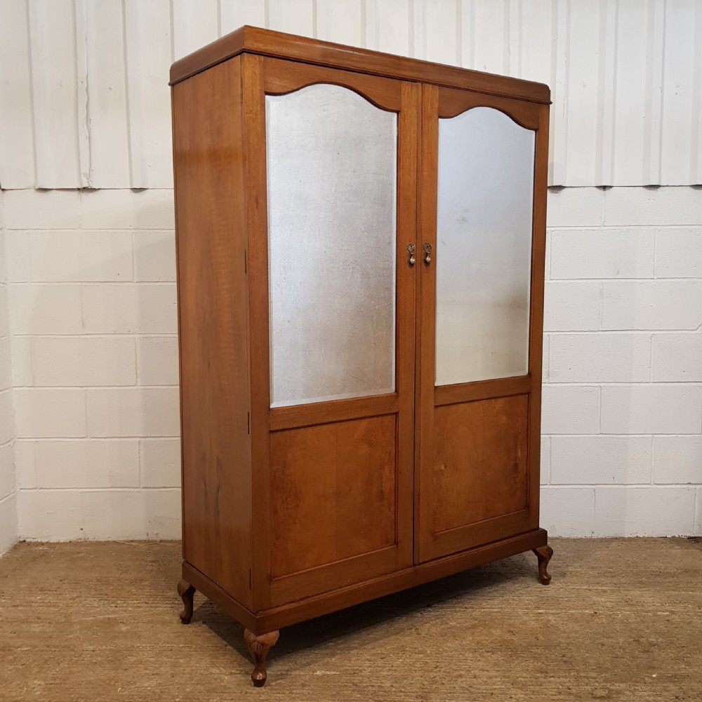ANTIQUE WALNUT DOUBKE FITTED WARDROBE C1920 View III