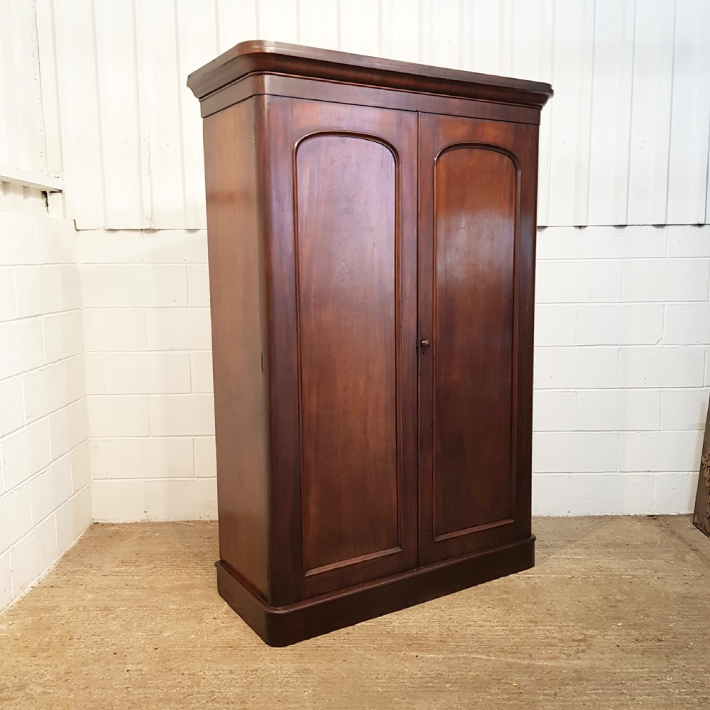 ANTIQUE VICTORIAN MAHOGANY DOUBLE WARDROBE C1880 View VI