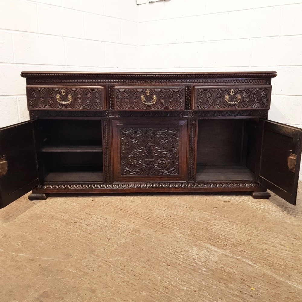 ANTIQUE EARLY VICTORIAN CARVED OAK DRESSER BASE C1840 View III