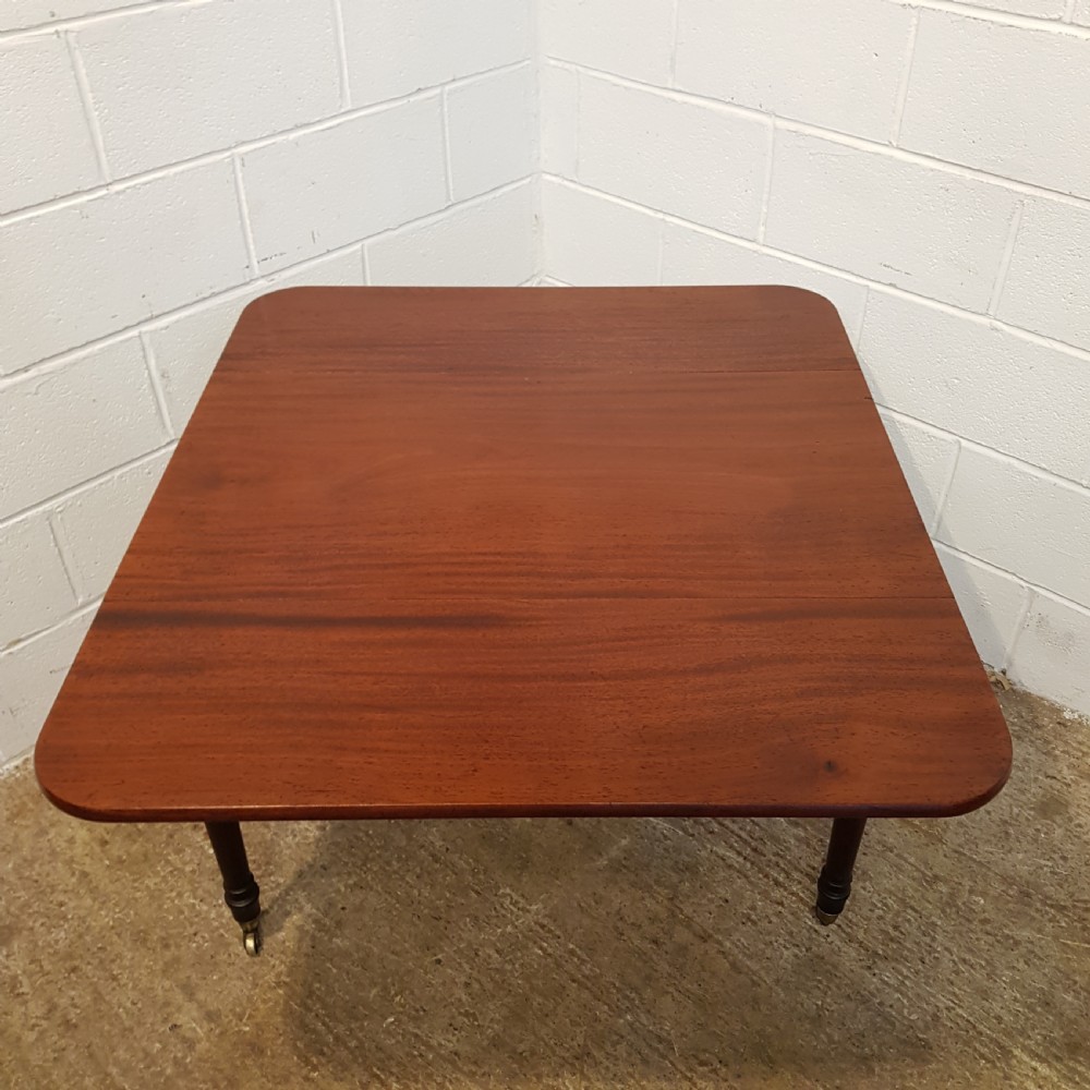 ANTIQUE REGENCY MAHOGANY PEMBROKE TABLE C1820 View III