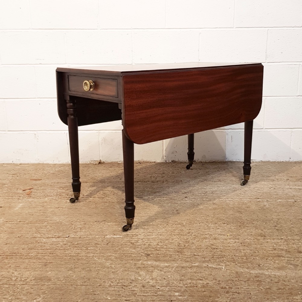ANTIQUE REGENCY MAHOGANY PEMBROKE TABLE C1820 View VII