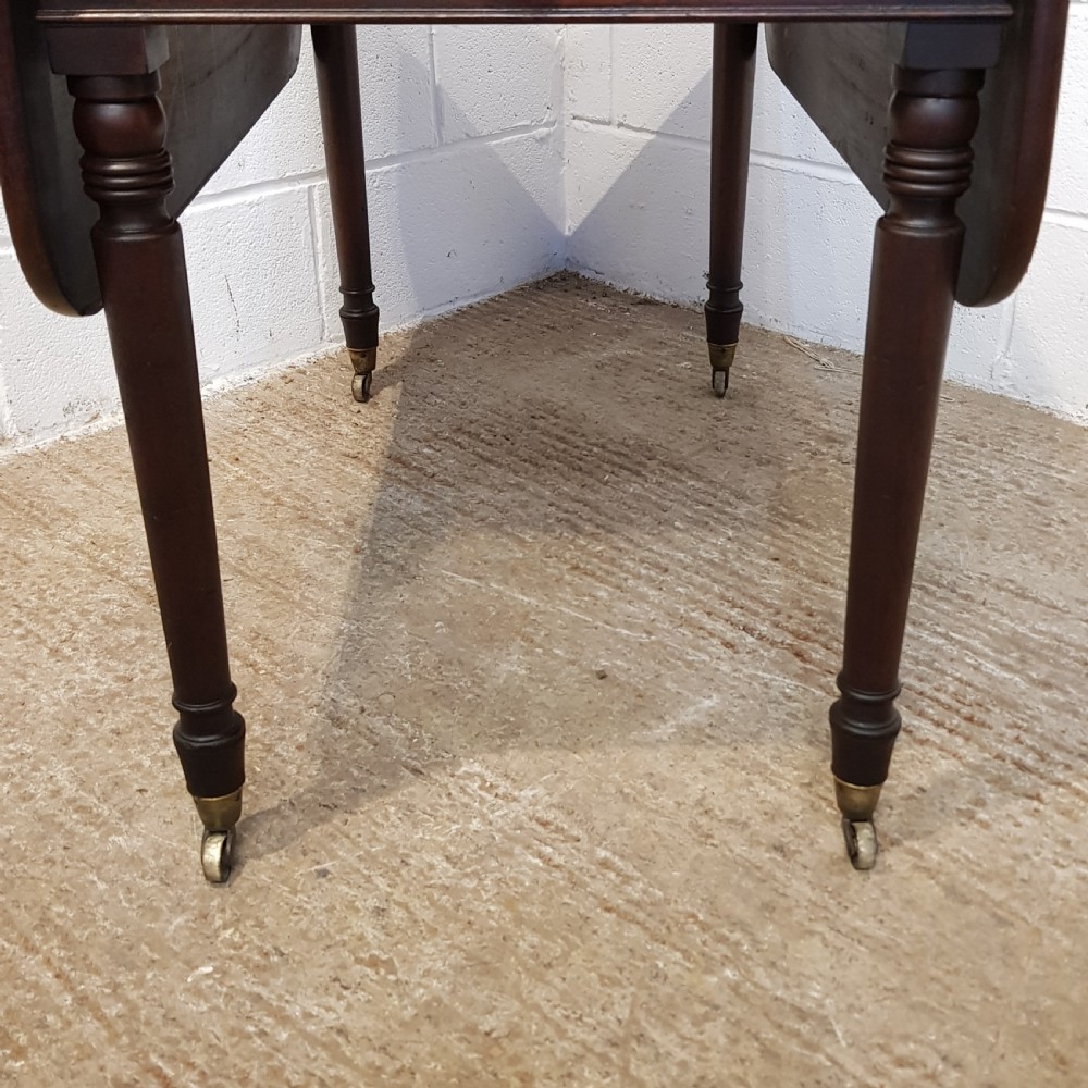 ANTIQUE REGENCY MAHOGANY PEMBROKE TABLE C1820 View X