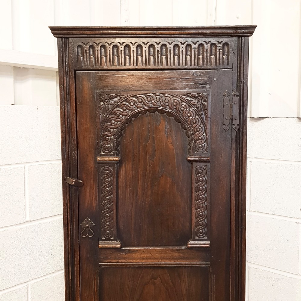 ANTIQUE TALL CARVED OAK CUPBOARD C1910 View VI