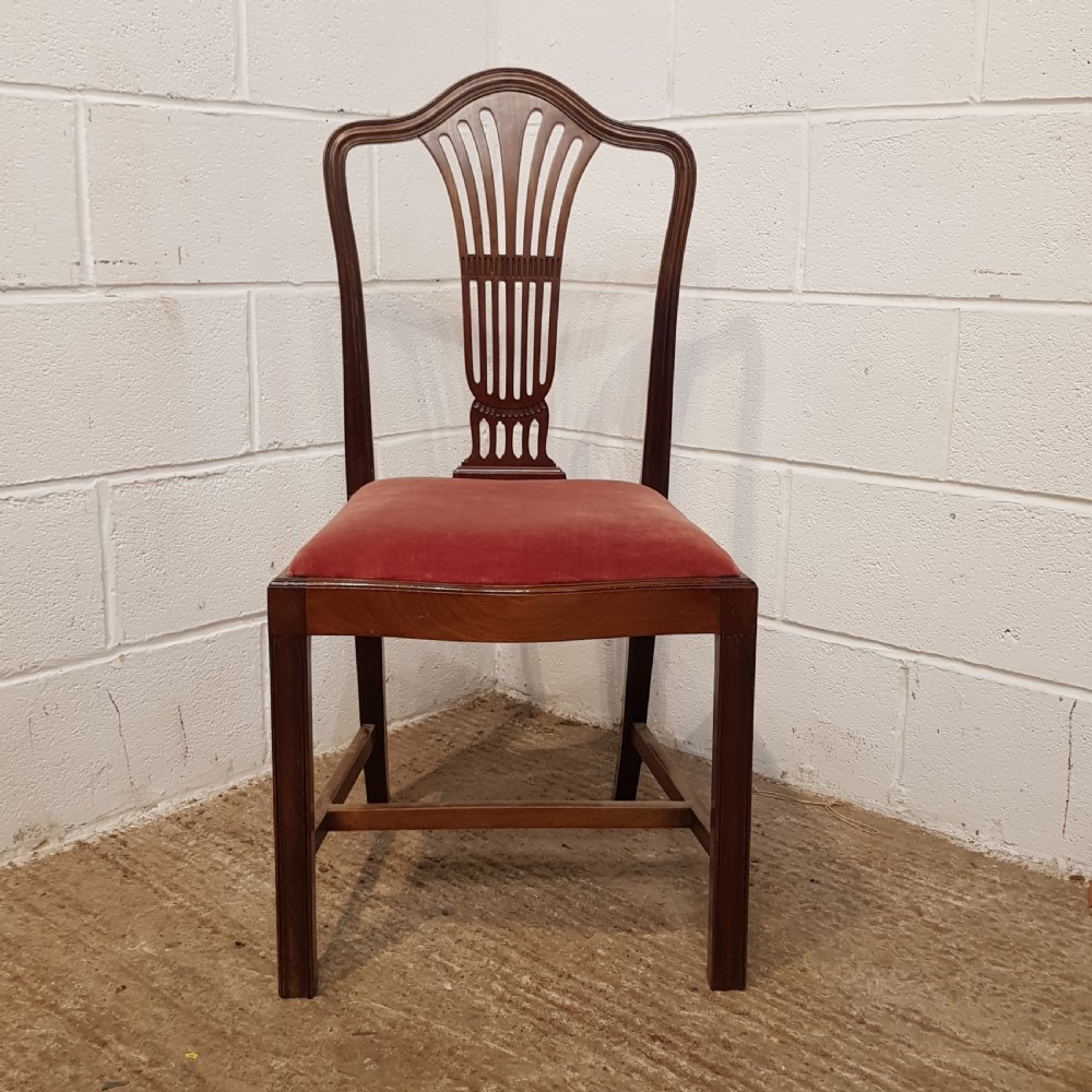 ANTIQUE SET EIGHT EDWARDIAN HEPPLEWHITE MAHOGANY DINING CHAIRS C1900 View II