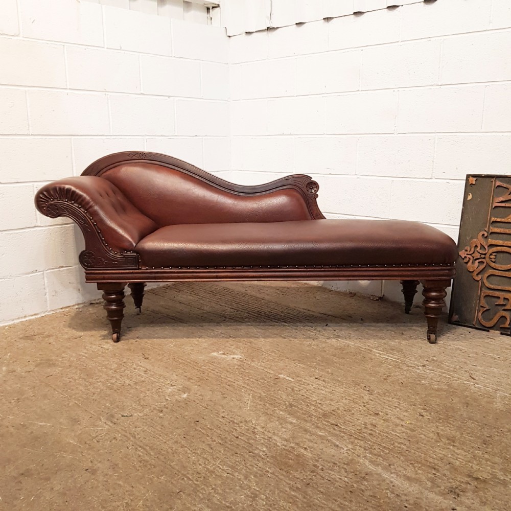 ANTIQUE VICTORIAN CARVED WALNUT LEATHER CHAISE LONGUE C1880 View IV