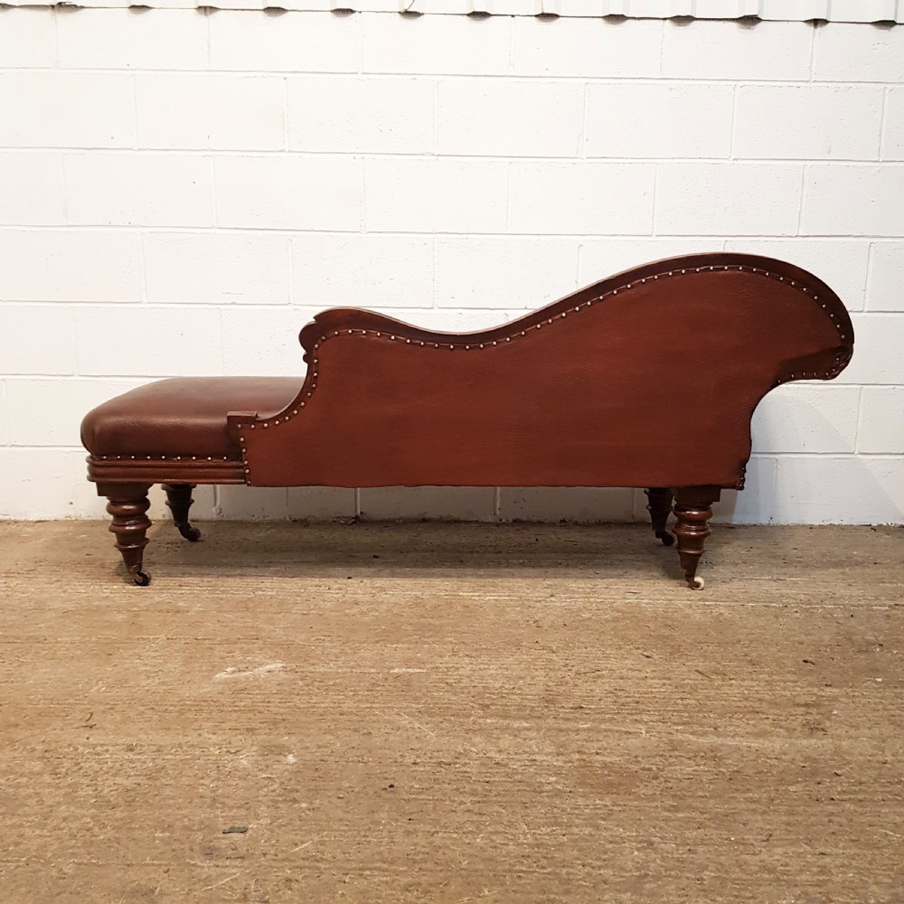 ANTIQUE VICTORIAN CARVED WALNUT LEATHER CHAISE LONGUE C1880 View VII