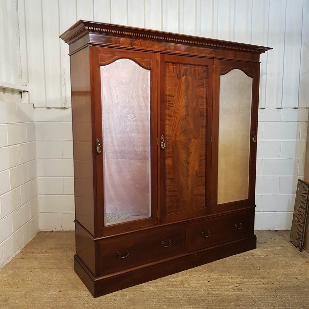 ANTIQUE EDWARDIAN INLAID MAHOGANY TRIPLE WARDROBE C1900 View VIII