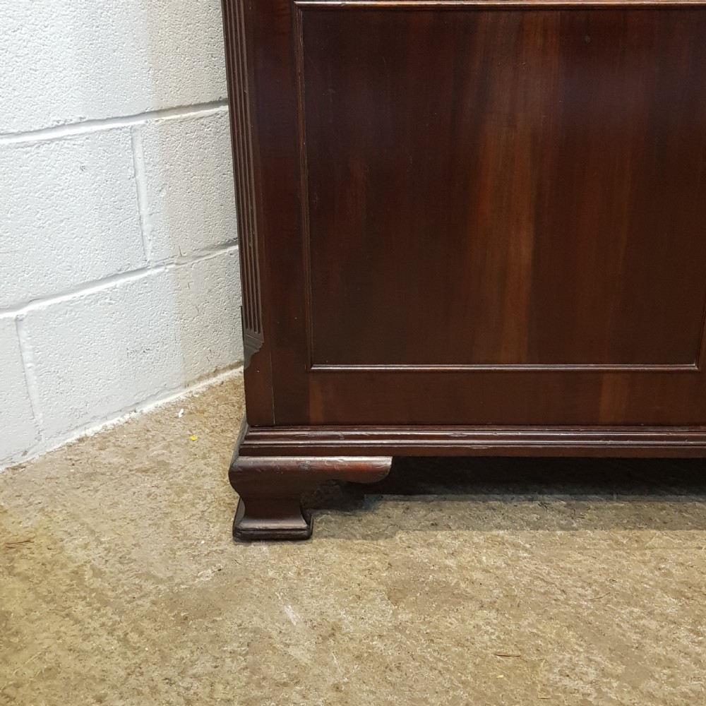 ANTIQUE EDWARDIAN MAHOGANY TRIPLE WARDROBE BY WARING & GILLOWS  C1900 View X