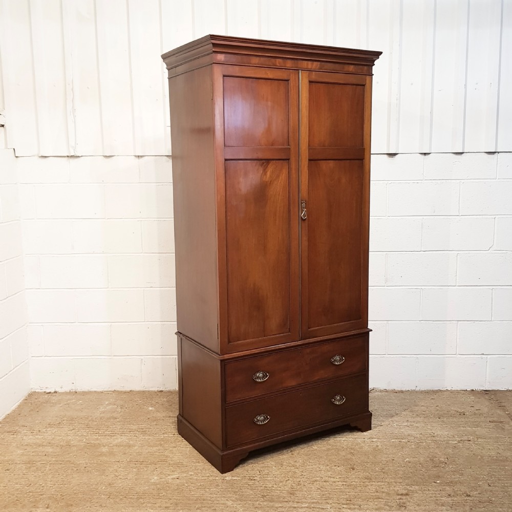 ANTIQUE EDWARDIAN TALL. ARROW MAHOGANY WARDROBE C1900 View V