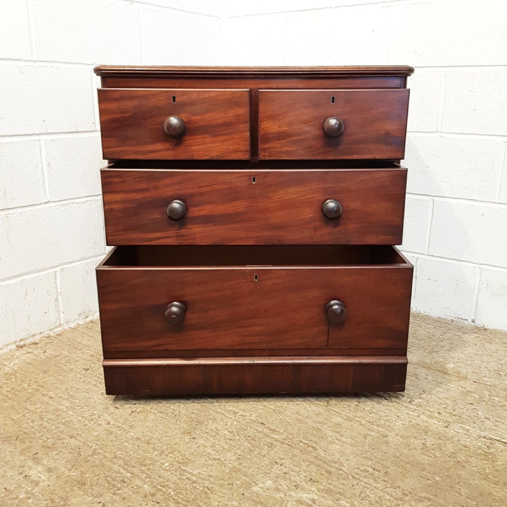 ANTIQUE VICTORIAN MAHOGANY SMALL CHEST OF DRAWERS C1880 View II
