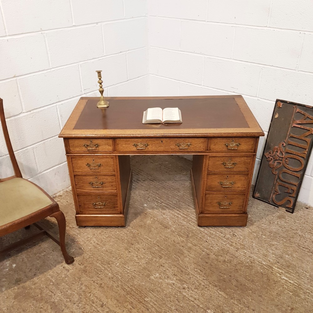 ANTIQUE VICTORIAN OAK TWIN PEDESTAL DESK C1880