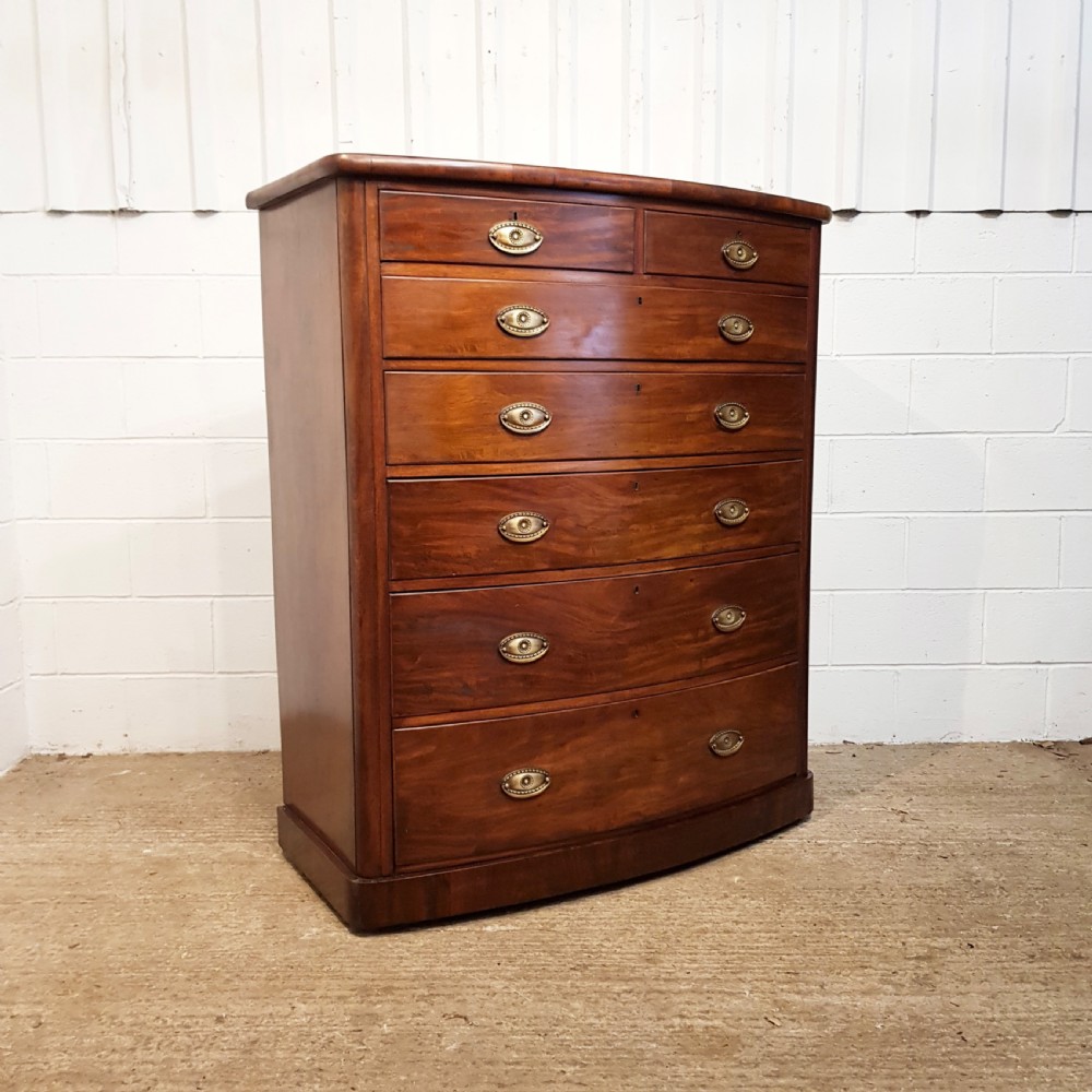 ANTIQUE VICTORIAN MAHOGANY SIX HEIGHT BOW FRONT CHEST OF DRAWERS C1880 View V
