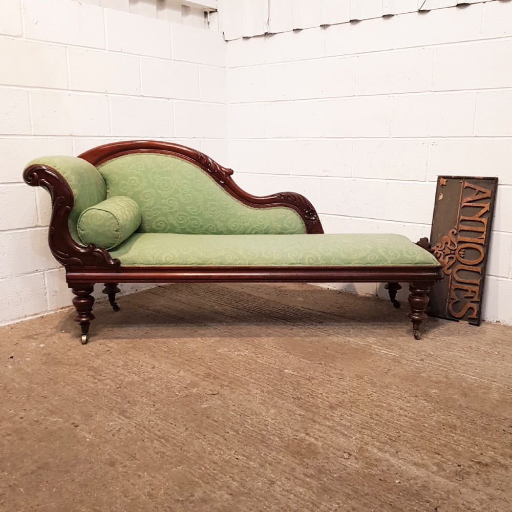 ANTIQUE WILLIAM 1V CUBAN MAHOGANY CHAISE LONGUE C1830