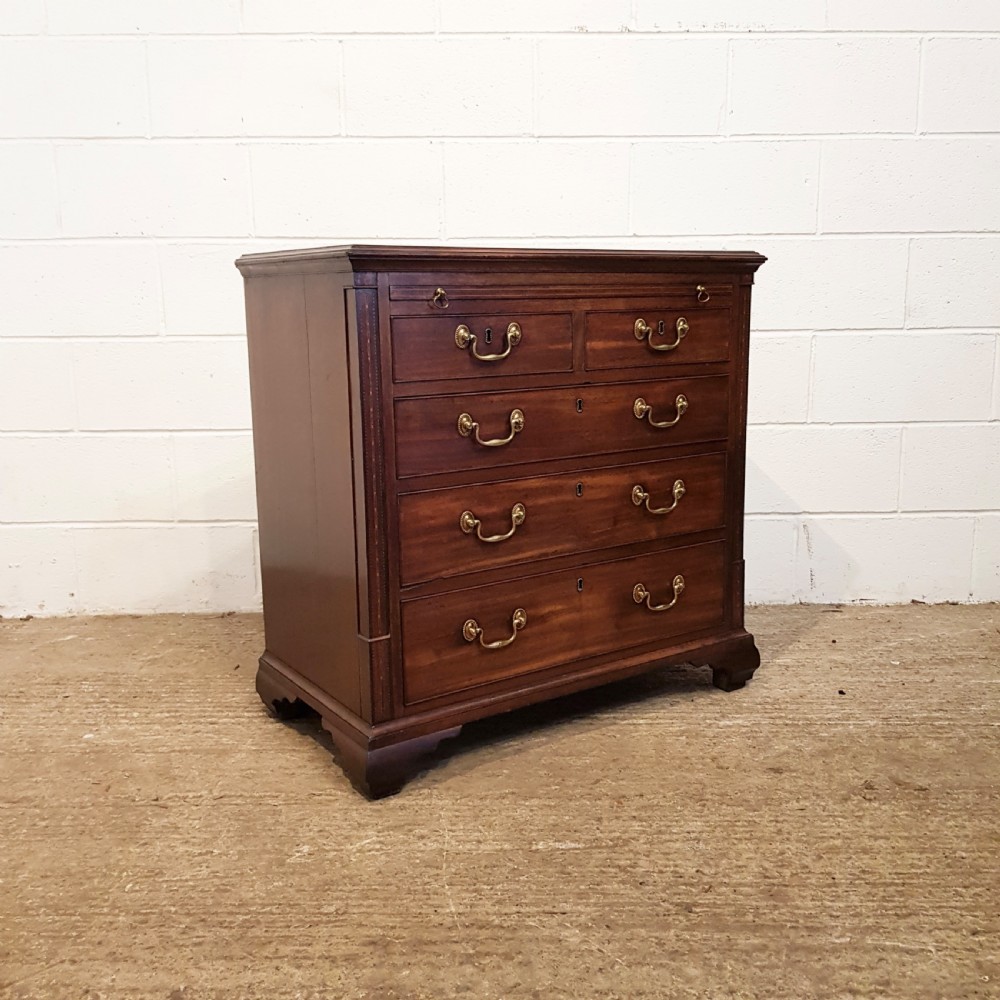 ANTIQUE 18TH CENTURY MAHOGANY BACHELORS CHEST OF DRAWERS WITH SECRET DRAWERS C1780  View II