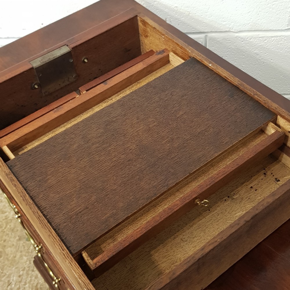 ANTIQUE 18TH CENTURY MAHOGANY BACHELORS CHEST OF DRAWERS WITH SECRET DRAWERS C1780  View V