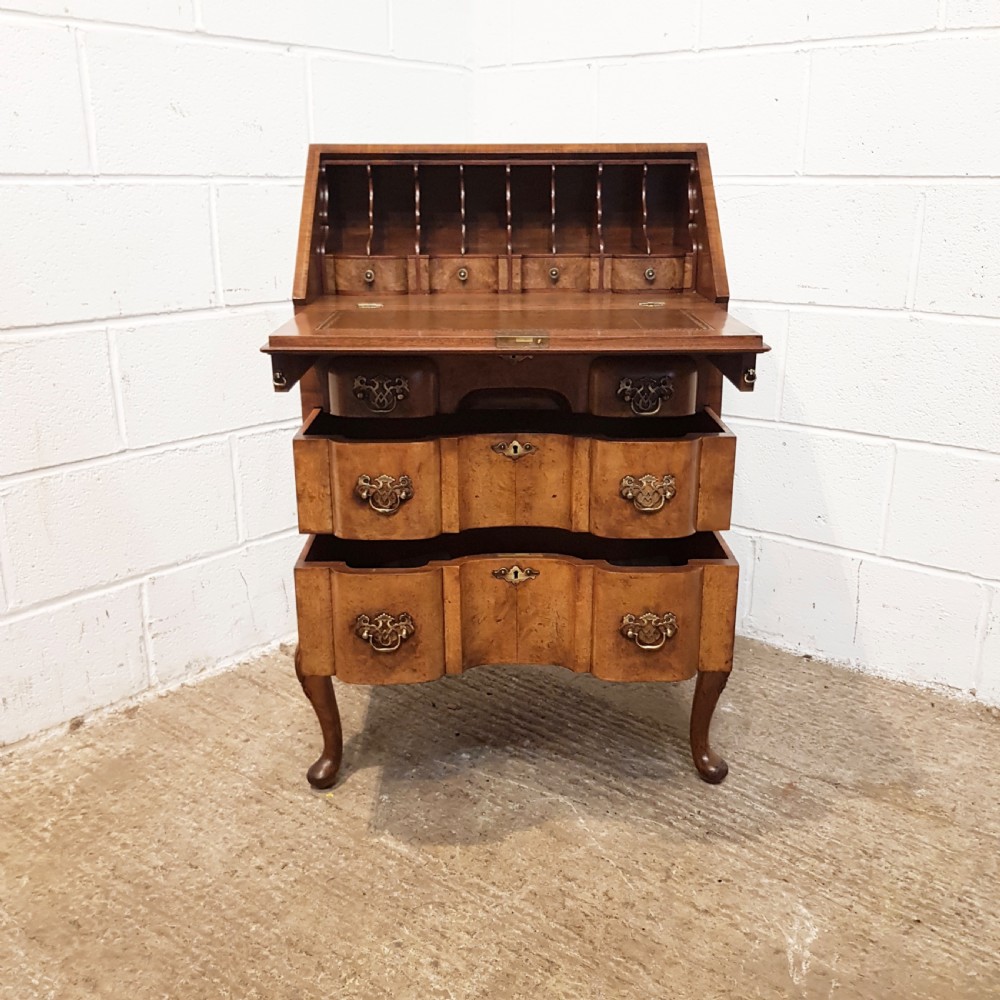 ANTIQUE BURR WALNUT SERPENTINE FRONT BUREAU C1920  View V