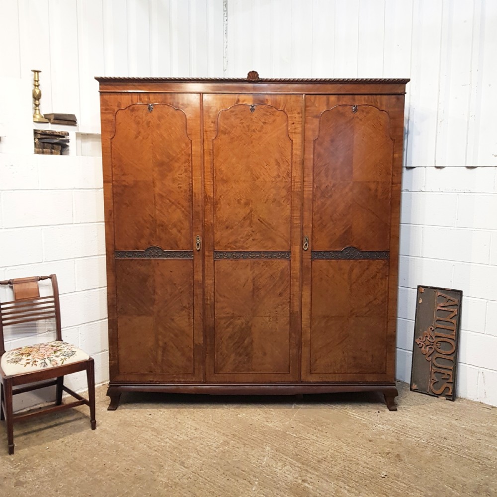 ANTIQUE MAHOGANY TRIPLE WARDROBE C1920