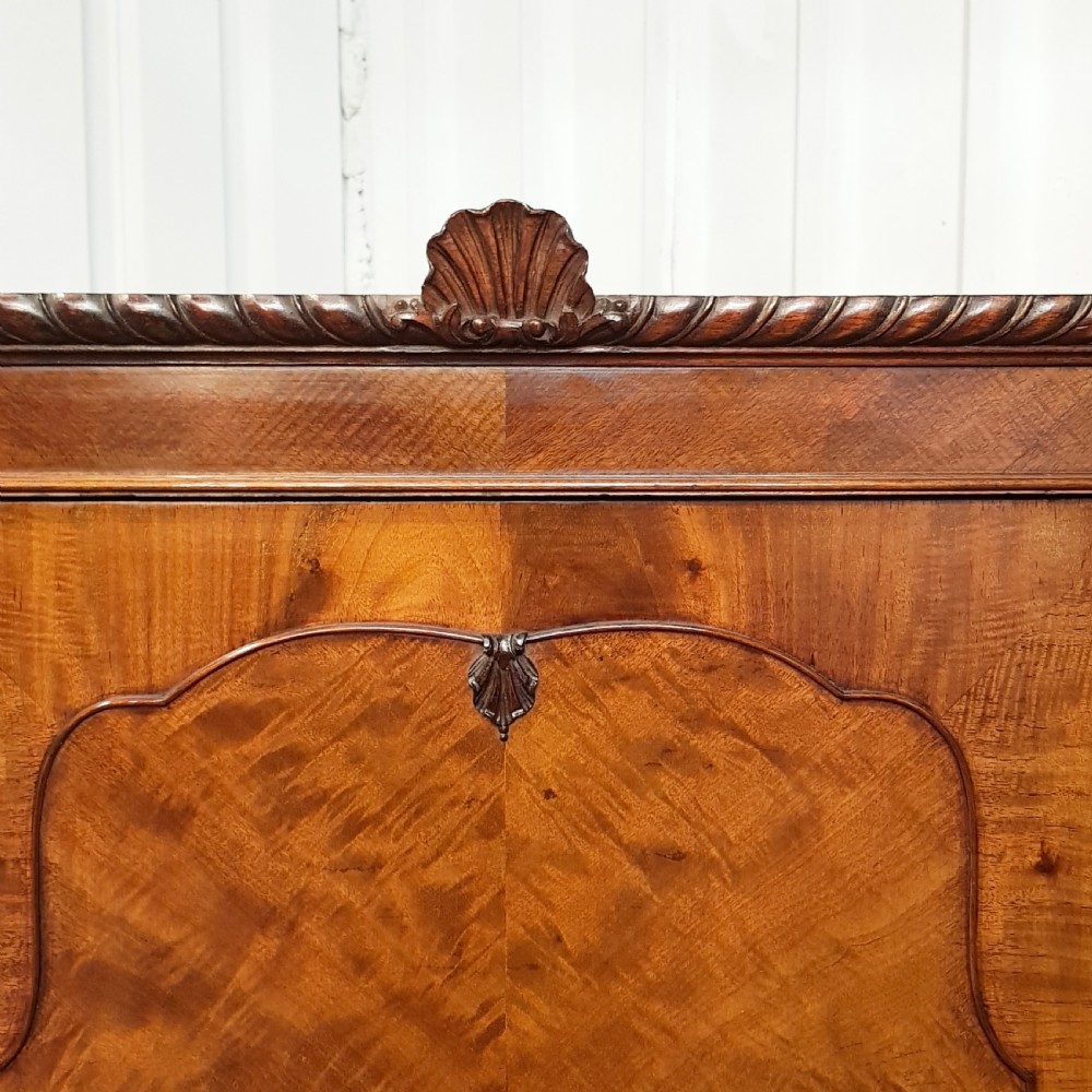 ANTIQUE MAHOGANY TRIPLE WARDROBE C1920 View VIII