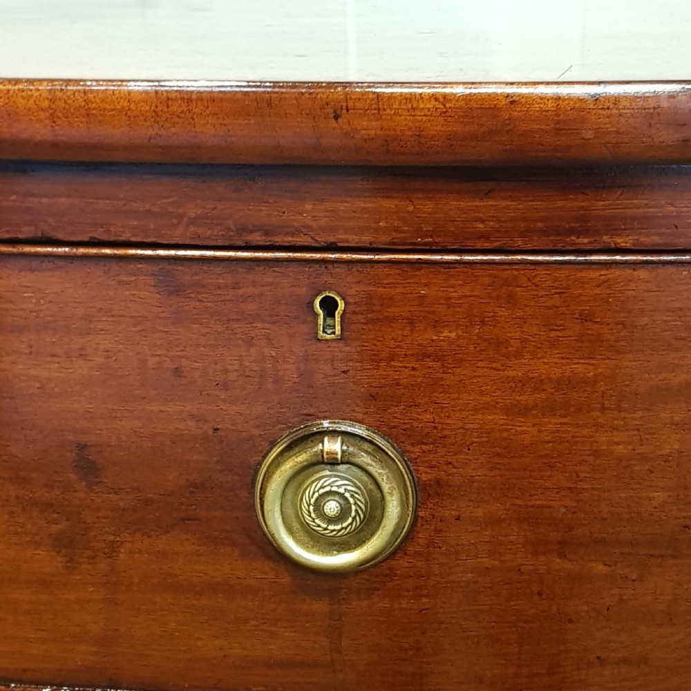 ANTIQUE REGENCY MAHOGANY BOW FRONT CHEST OF DRAWERS C1820 View V