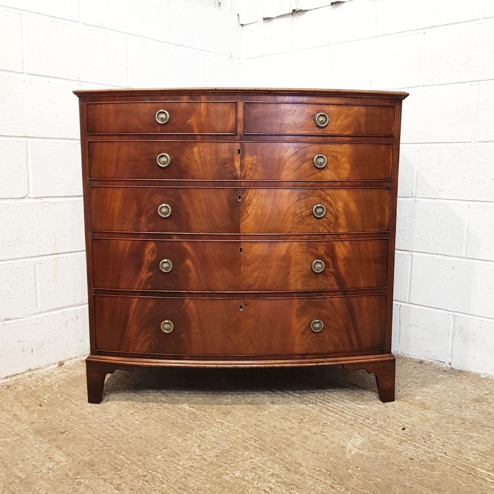 ANTIQUE REGENCY MAHOGANY BOW FRONT CHEST OF DRAWERS C1820 View II