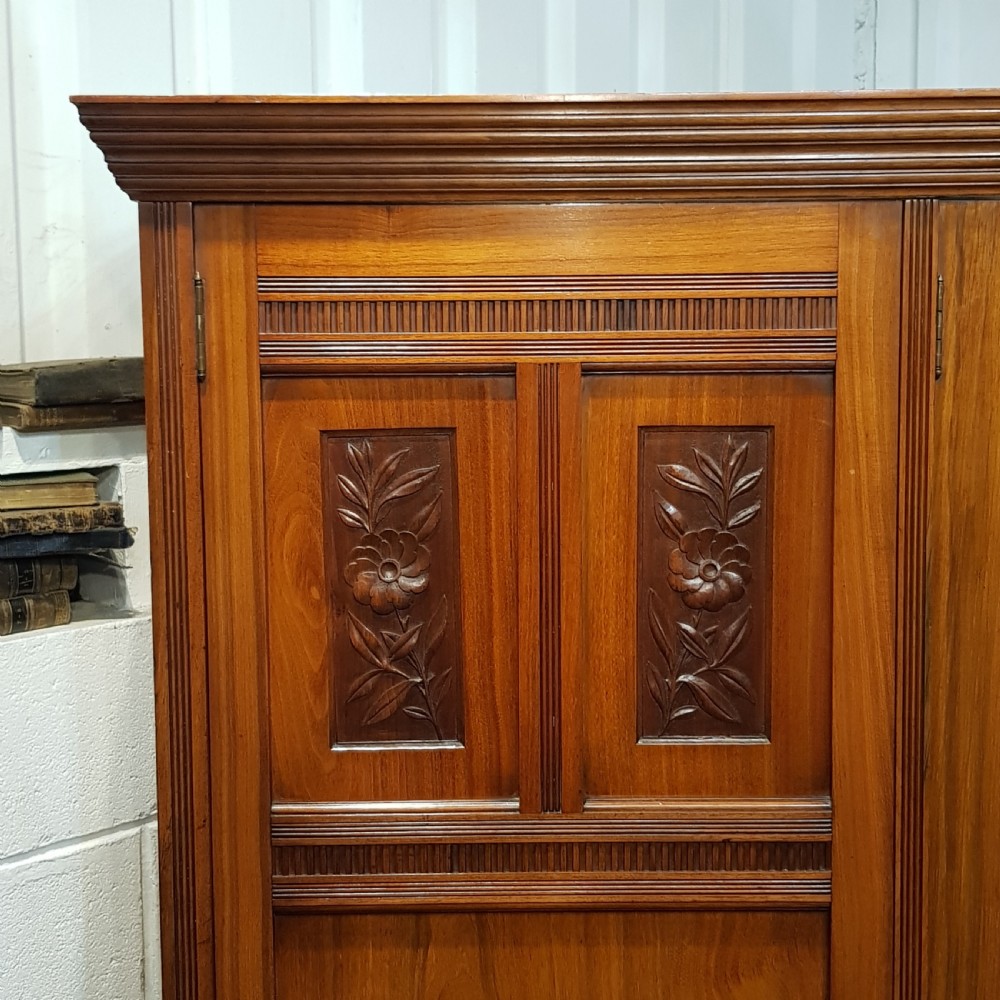 ANTIQUE LATE VICTORIAN WALNUT TRIPLE WARDROBE COMPACTUM  c1890 View IV