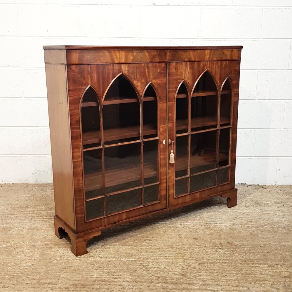 ANTIQUE EARLY VICTORIAN MAHOGANY GLAZD BOOKCASE C1850 View II