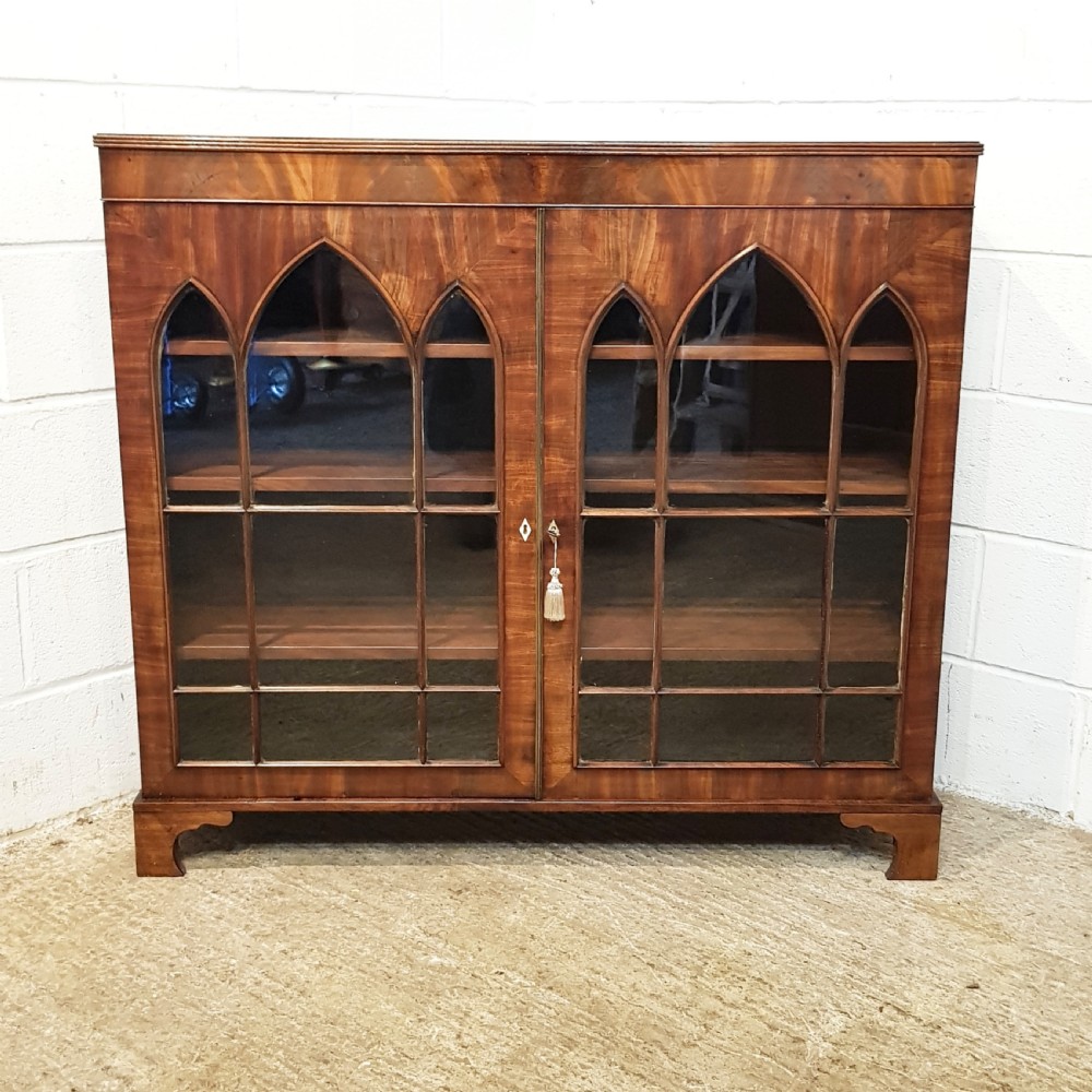 ANTIQUE EARLY VICTORIAN MAHOGANY GLAZD BOOKCASE C1850 View III