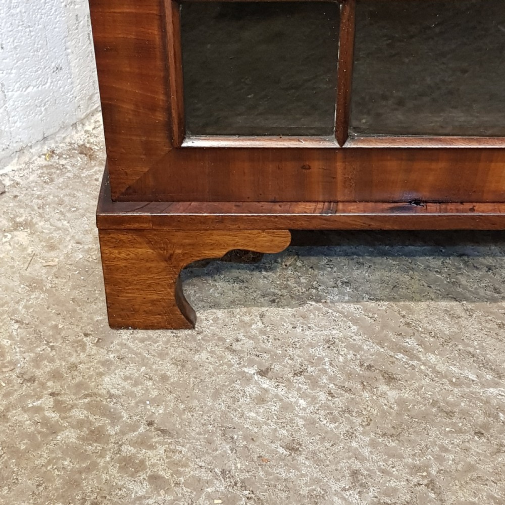 ANTIQUE EARLY VICTORIAN MAHOGANY GLAZD BOOKCASE C1850 View IV