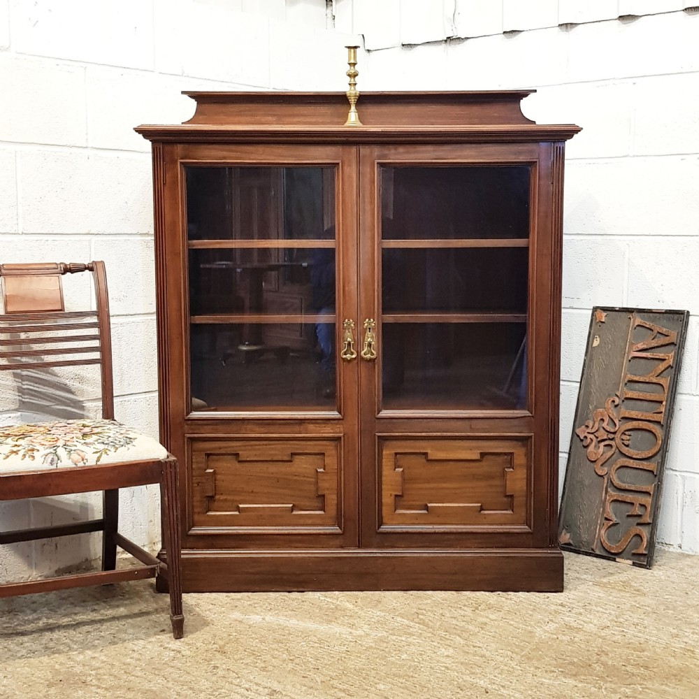 ANTIQUE LATE VICTORIAN MAHOGANY GLAZED BOOKCASE C1890