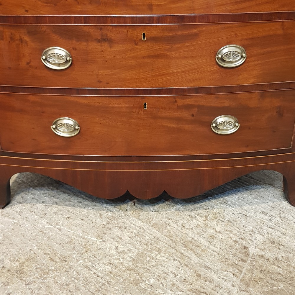 ANTIQUE REGENCY MAHOGANY BOW FRONTED CHEST OF DRAWERS C1820 View II