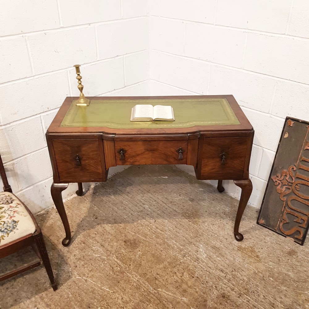 ANTIQUE BURR WALNUT QUEEN ANNE WRITING DESK C1920