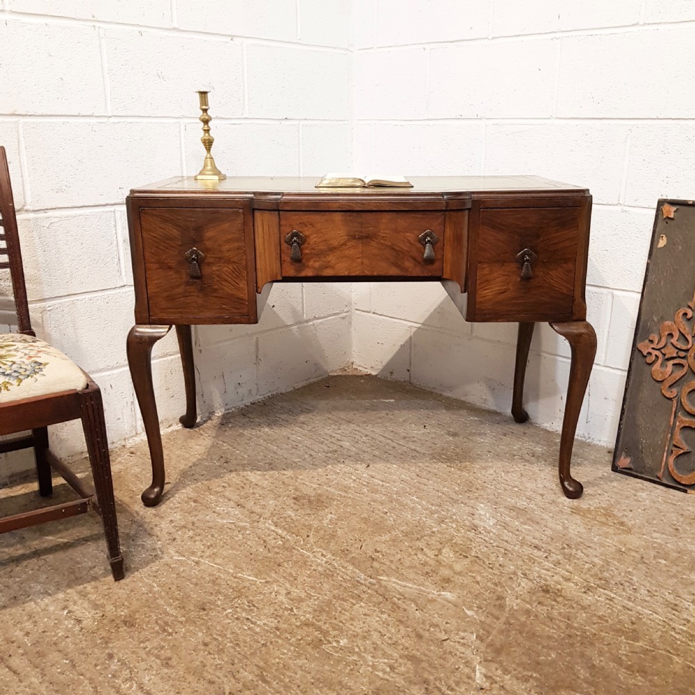 ANTIQUE BURR WALNUT QUEEN ANNE WRITING DESK C1920 View VI