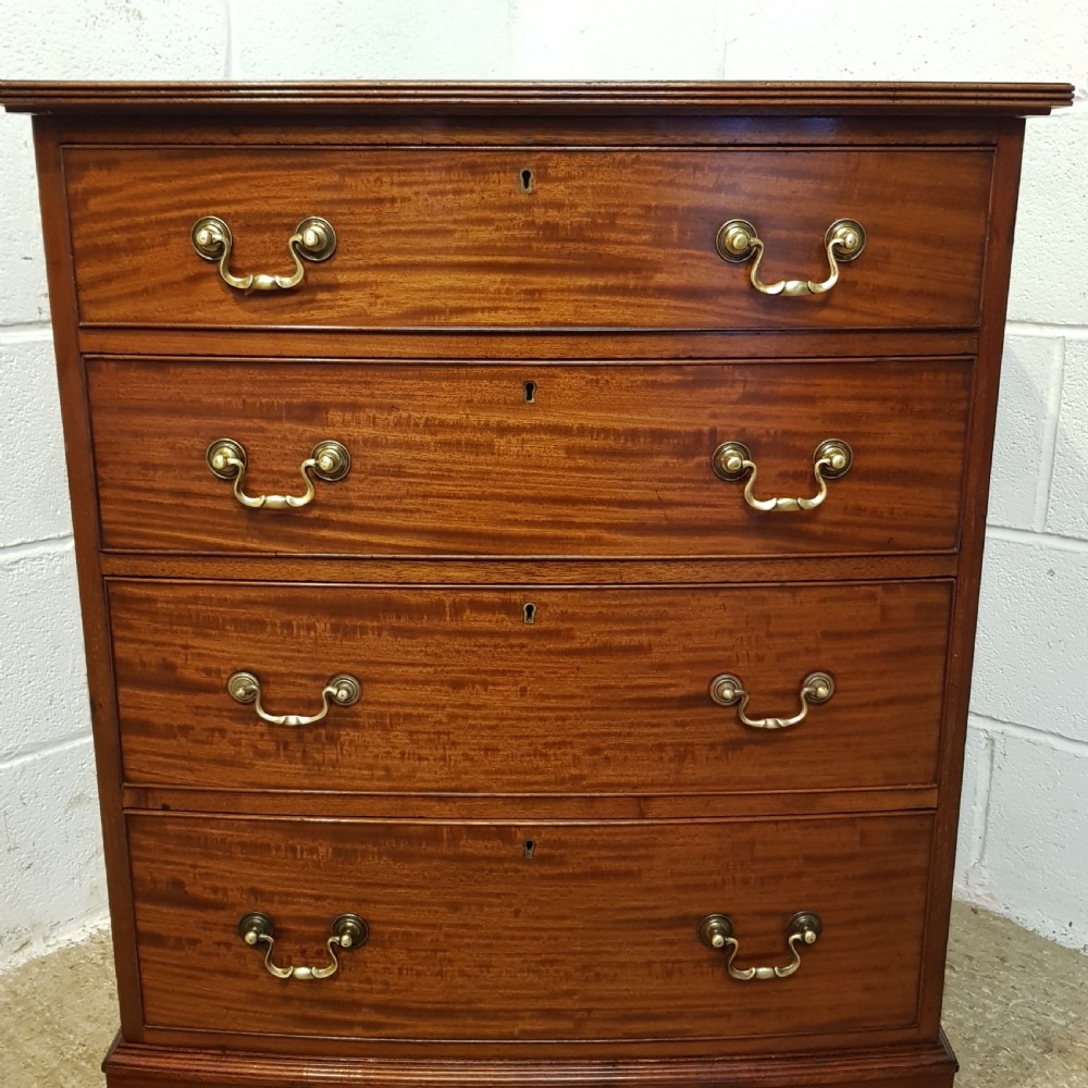 ANTIQUE EDWARDIAN MAHOGANY BOW FRONT SMALL CHEST OF DRAWERS C1900 View VI